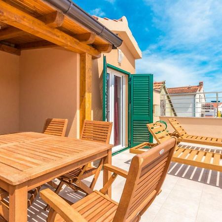 וודיצה Apartments Villa-Ines Center מראה חיצוני תמונה
