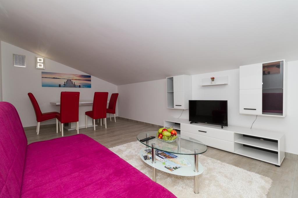 וודיצה Apartments Villa-Ines Center מראה חיצוני תמונה
