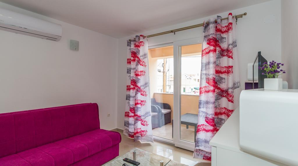 וודיצה Apartments Villa-Ines Center מראה חיצוני תמונה