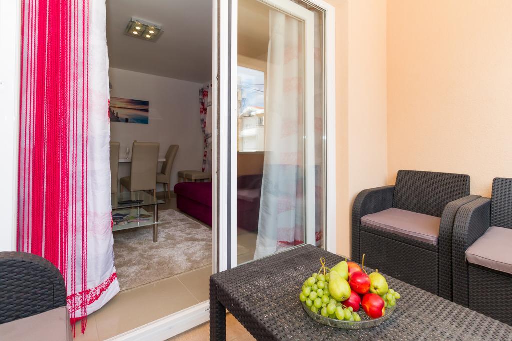 וודיצה Apartments Villa-Ines Center מראה חיצוני תמונה